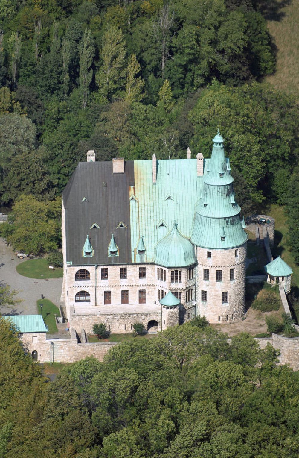 Luftaufnahme Ohrdruf - Blick auf die Burg Ohrdruf in Thüringen