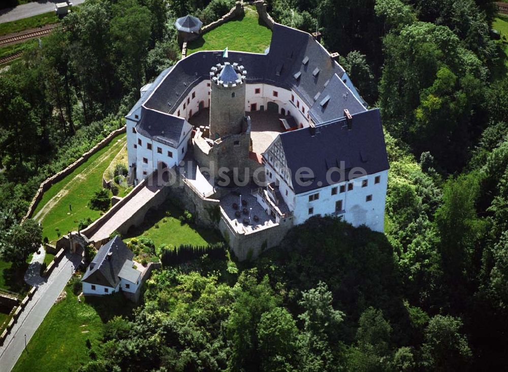 Scharfenstein von oben - Blick auf die Burg Scharfenstein in Sachsen