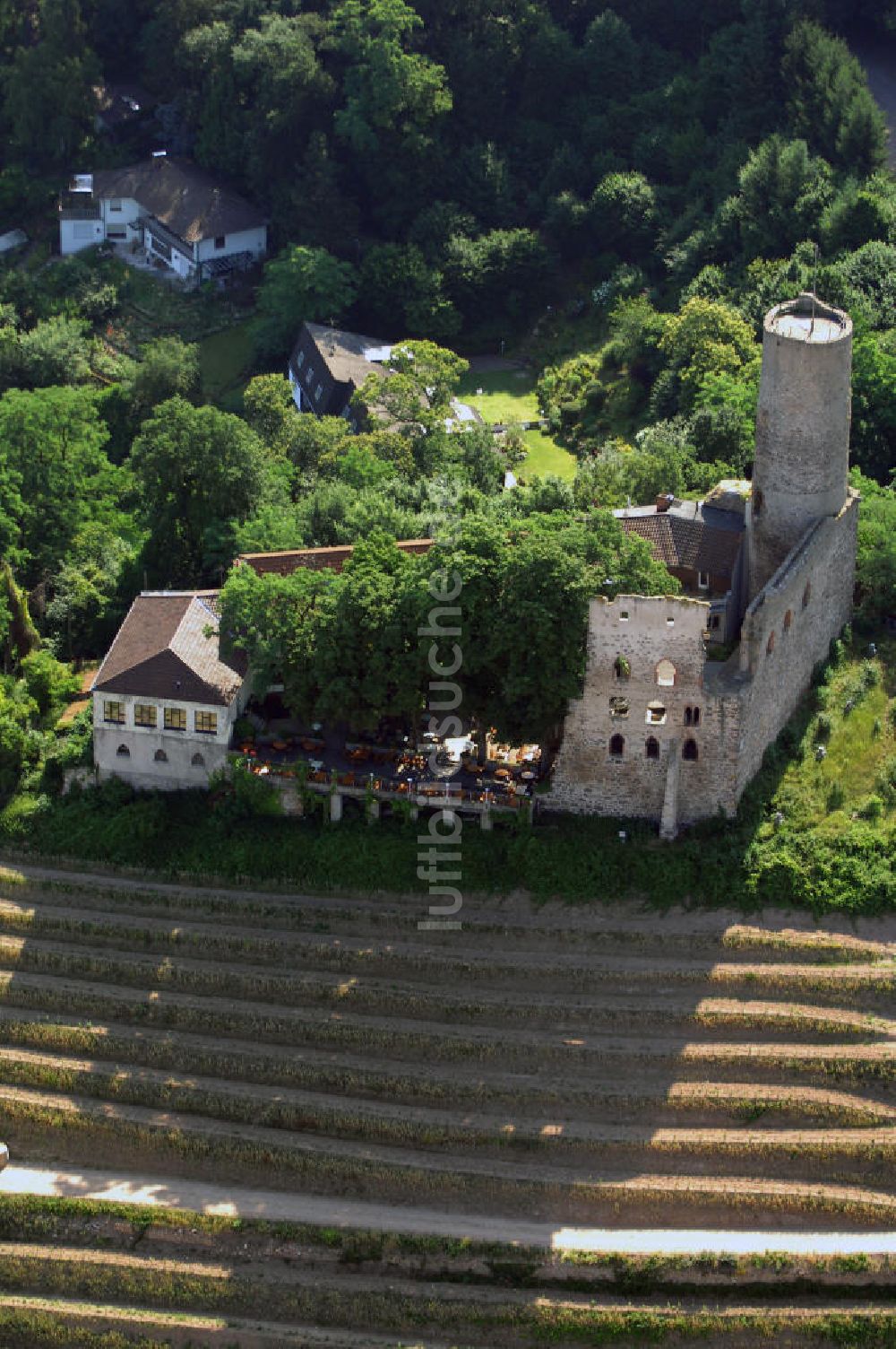 Luftaufnahme Weinheim - Blick auf die Burg Windeck in Weinheim