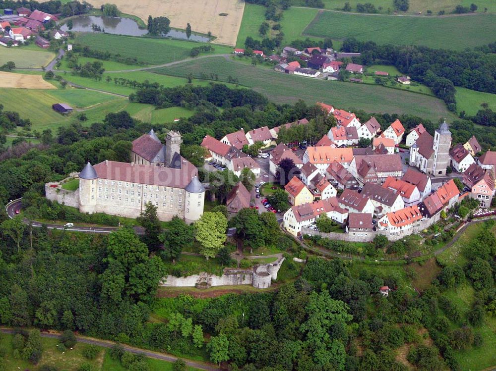 Waldenburg-Obermühle / Baden-Württemberg aus der Vogelperspektive: Blick auf die Burganlagen der Waldenburg in Obermühle.