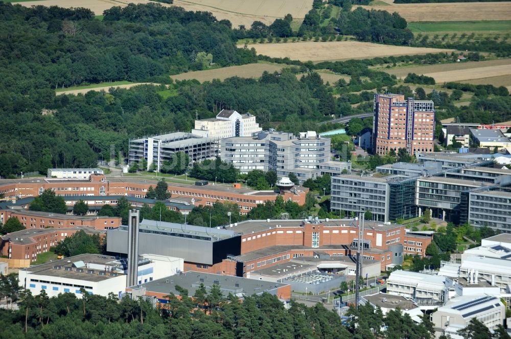 Luftaufnahme Langen - Blick auf den Campus der Deutschen Flugsicherung GmbH sowie auf das Paul-Ehrlich-Institut in Langen im Bundesland Hessen