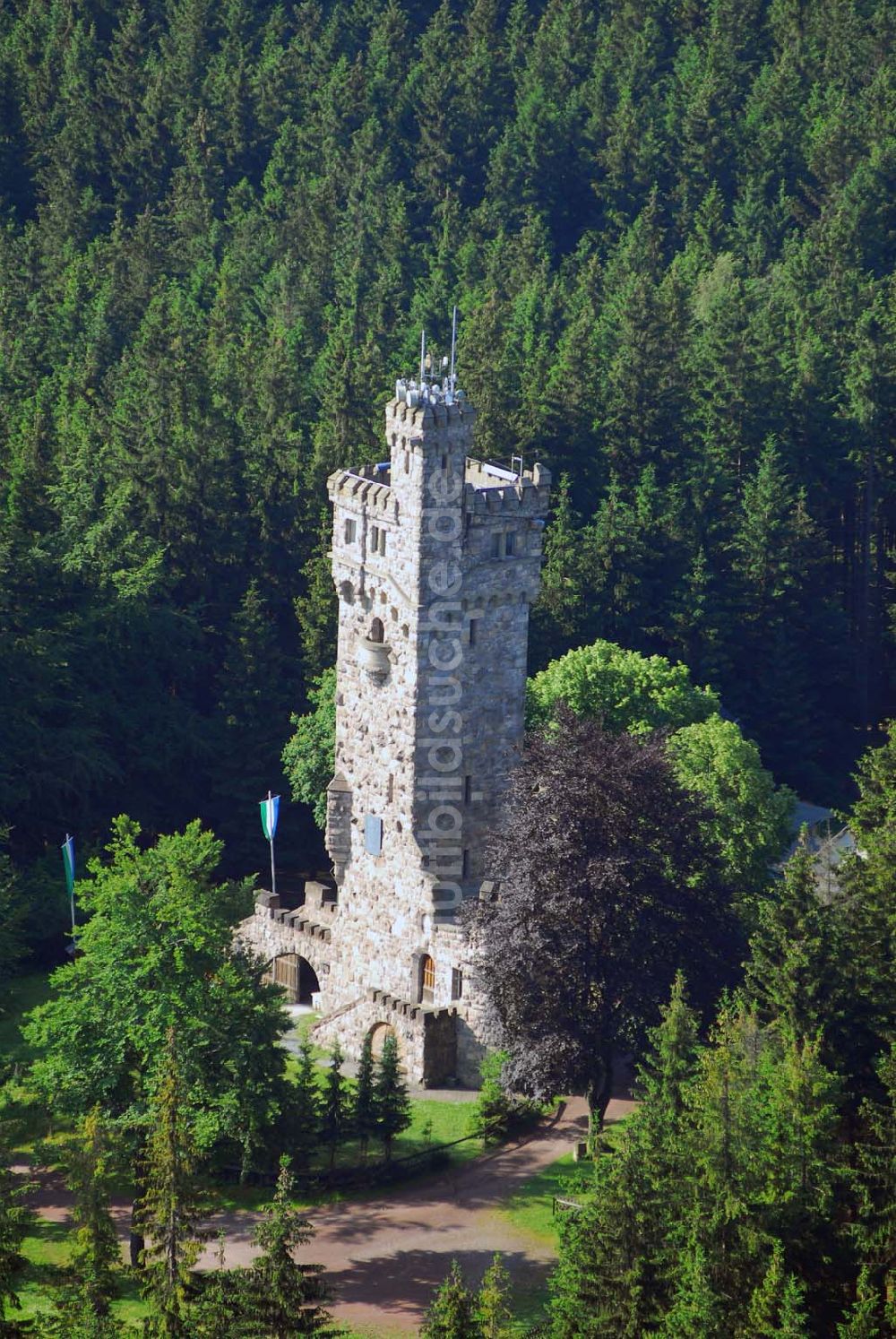 Luftbild Elgersburg - Blick auf den Carl-Eduard-Turm auf der Hohe Warte bei Elgersburg in Thüringen