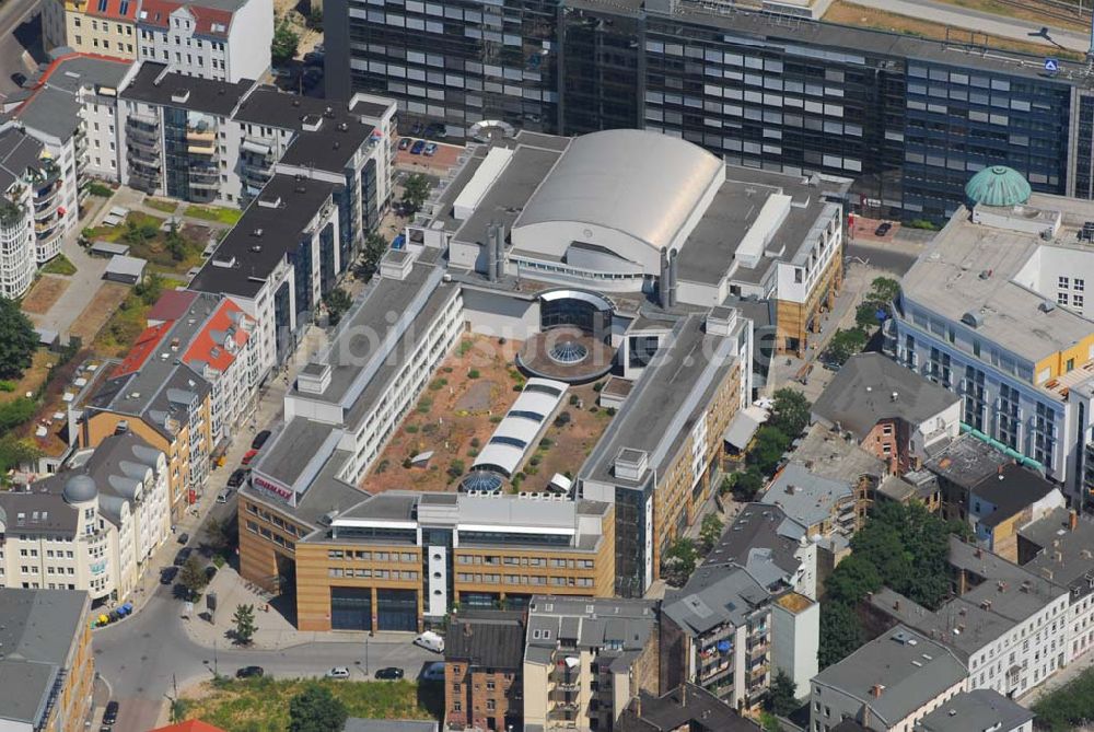 Halle/Saale aus der Vogelperspektive: Blick auf das Charlottencenter an der Magdeburger Straße in Halle