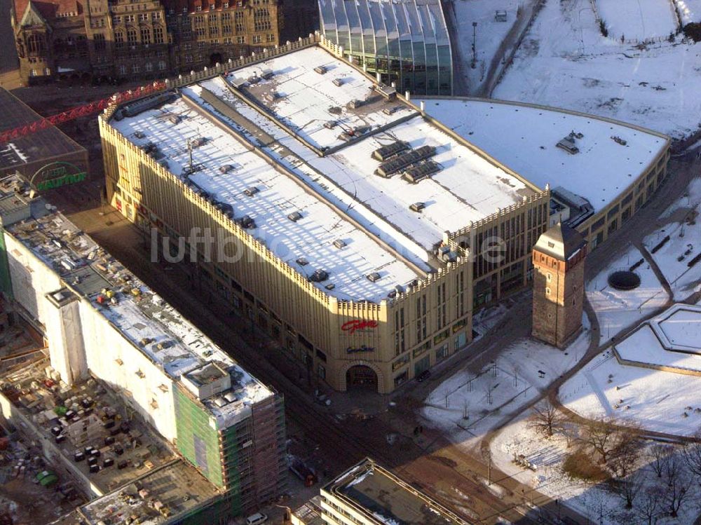 Luftaufnahme Chemnitz / Sachsen - Blick auf den CineStar - Filmpalast am Roten Turm in Chemnitz