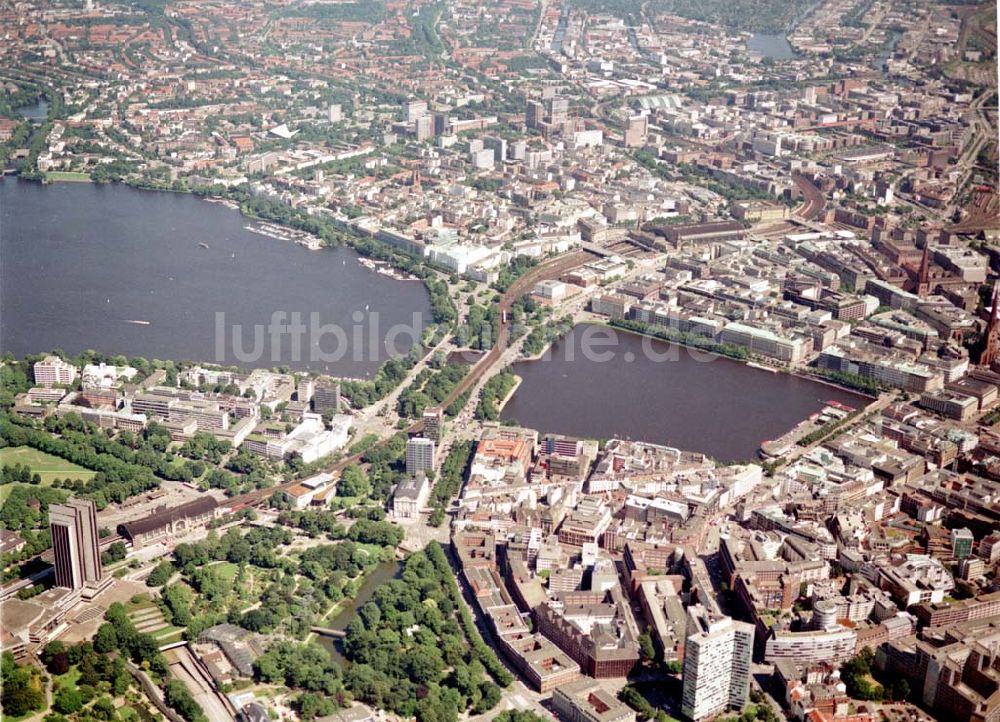 Hamburg von oben - Blick auf den Citybereich an der Binnenalster in Hamburg.