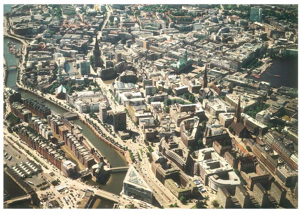 Hamburg von oben - Blick auf den Citybereich am Hamburger Binnenhafen / Zollkanal.