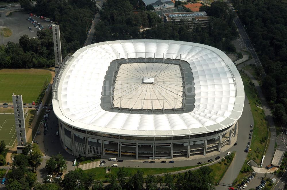 Luftaufnahme Frankfurt am Main - Blick auf die Commerzbank Arena (ehemals Waldstadion) in Frankfurt / Main