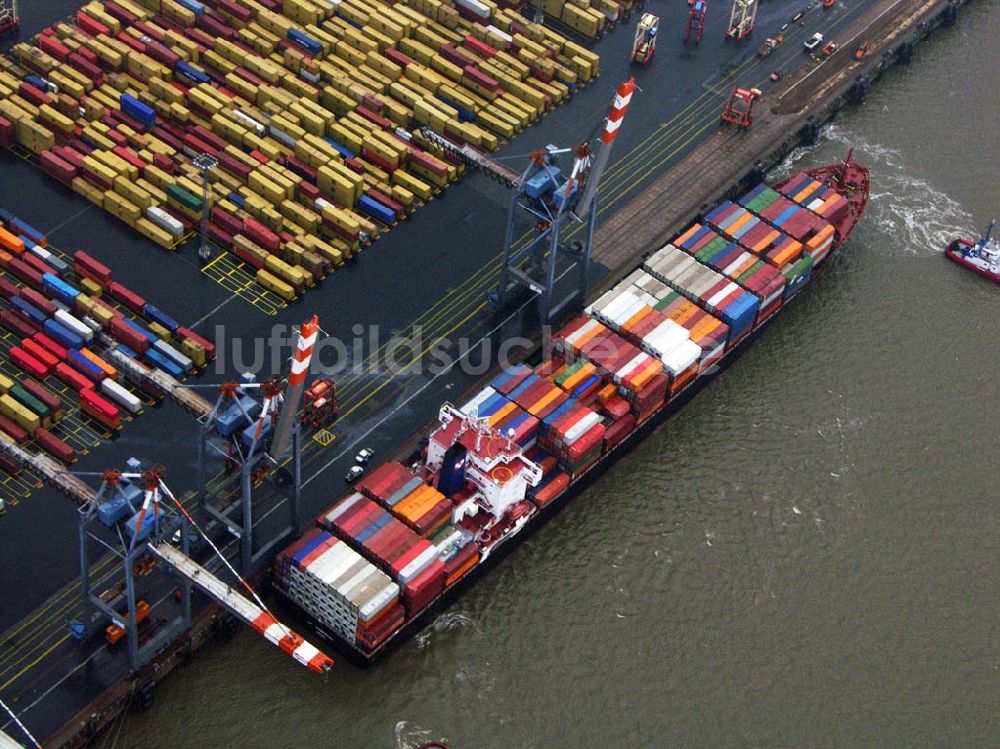 Luftaufnahme Bremerhaven - Blick auf den Containerhafen in Bremerhaven