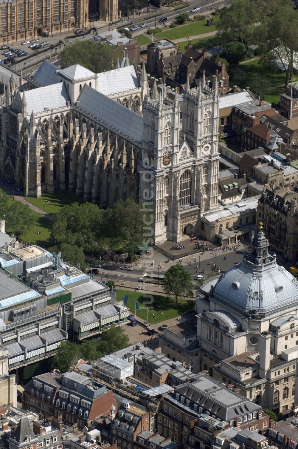 London aus der Vogelperspektive: Blick auf das Denkmal und die Touristenattraktion Westminster Central Hall in London