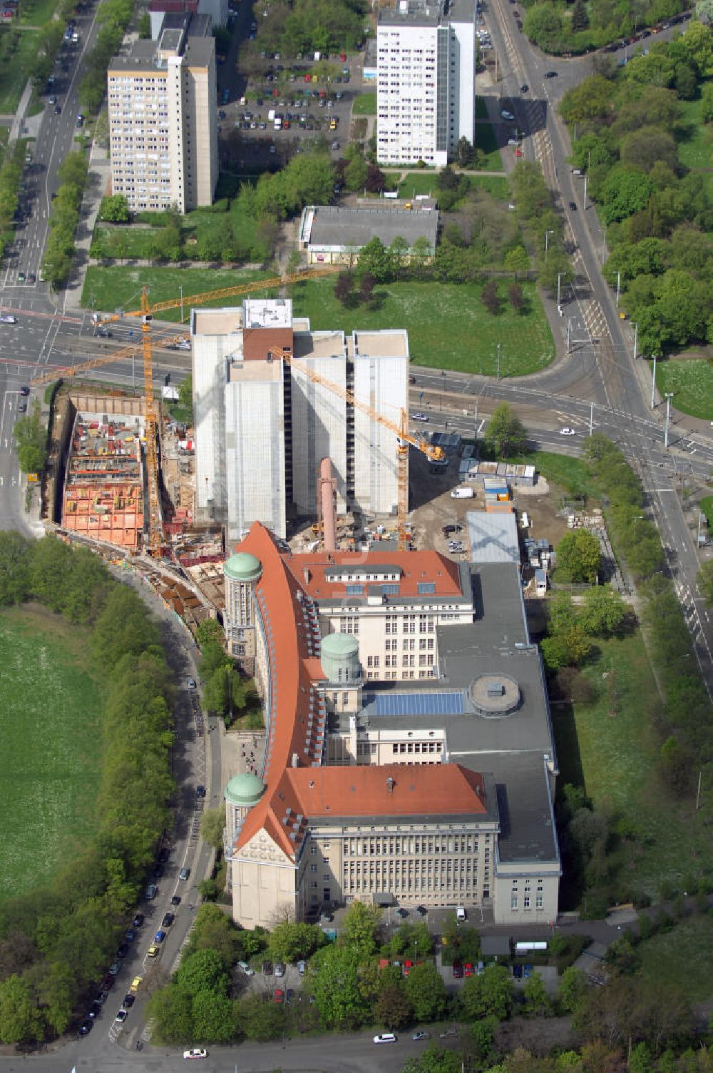 Luftbild Leipzig - Blick auf die Deutsche Nationalbibliothek in Leipzig mit momentanem Erweiterungsbau