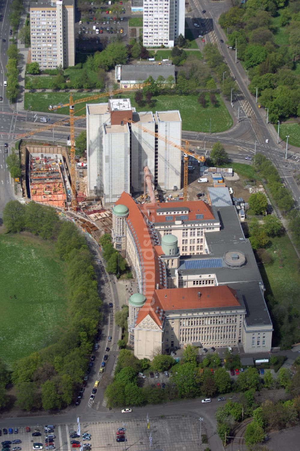 Luftaufnahme Leipzig - Blick auf die Deutsche Nationalbibliothek in Leipzig mit momentanem Erweiterungsbau