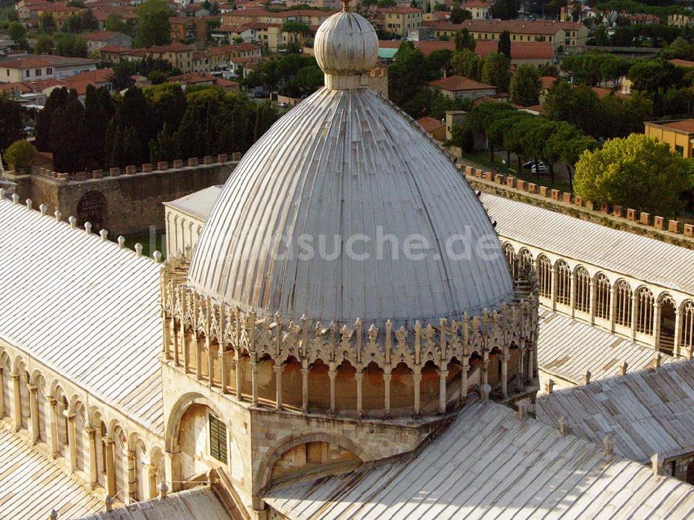 Pisa aus der Vogelperspektive: Blick auf den Dom Santa Maria Assunta in Pisa