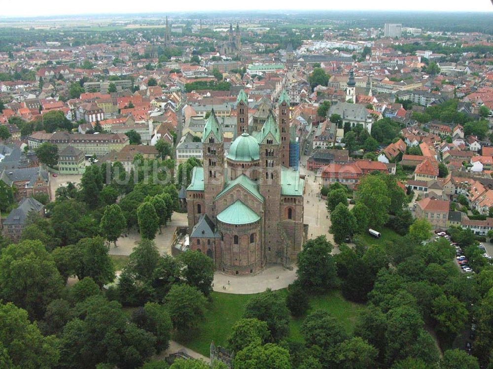 Luftaufnahme Speyer / Rheinland-Pfalz - Blick auf den Dom zu Speyer