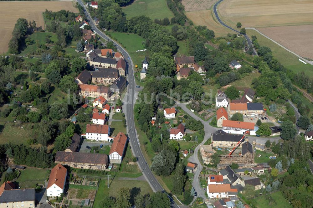 Luftaufnahme Baldenhain - Blick auf das Dorf Baldenhain der Gemeinde Großenstein im Landkreis Greiz in Thüringen