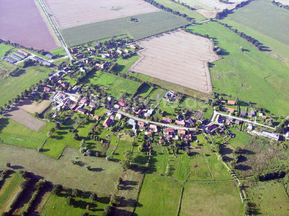 Luftbild Körchow/ Mecklenburg-Vorpommern - Blick auf das Dorf Körchow in Mecklenburg-Vorpommern