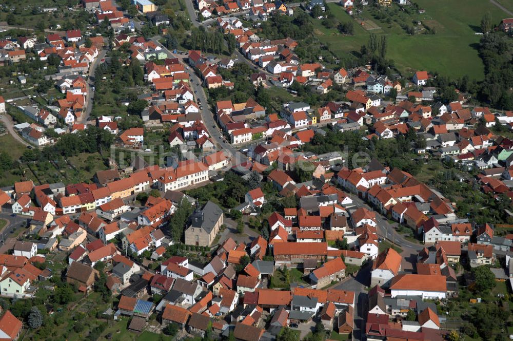 Wölfis von oben - Blick auf das Dorf Wölfis im Landkreis Gotha in Thüringen