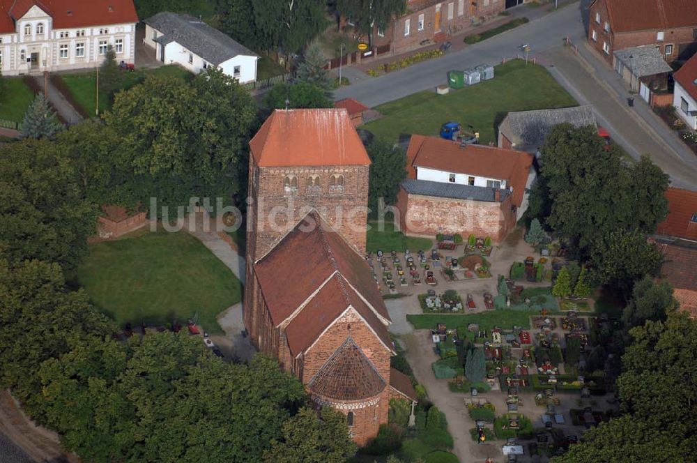 Redekin aus der Vogelperspektive: Blick auf die Dorfkirche