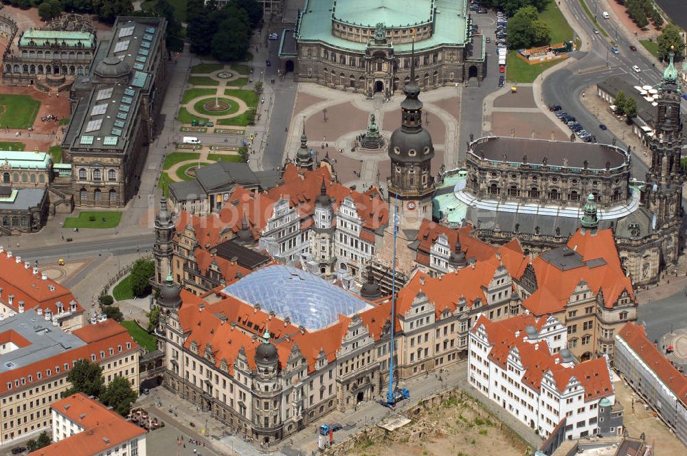 Luftaufnahme Dresden - Blick auf das Dresdner Schloß in der Dresdner Altstadt