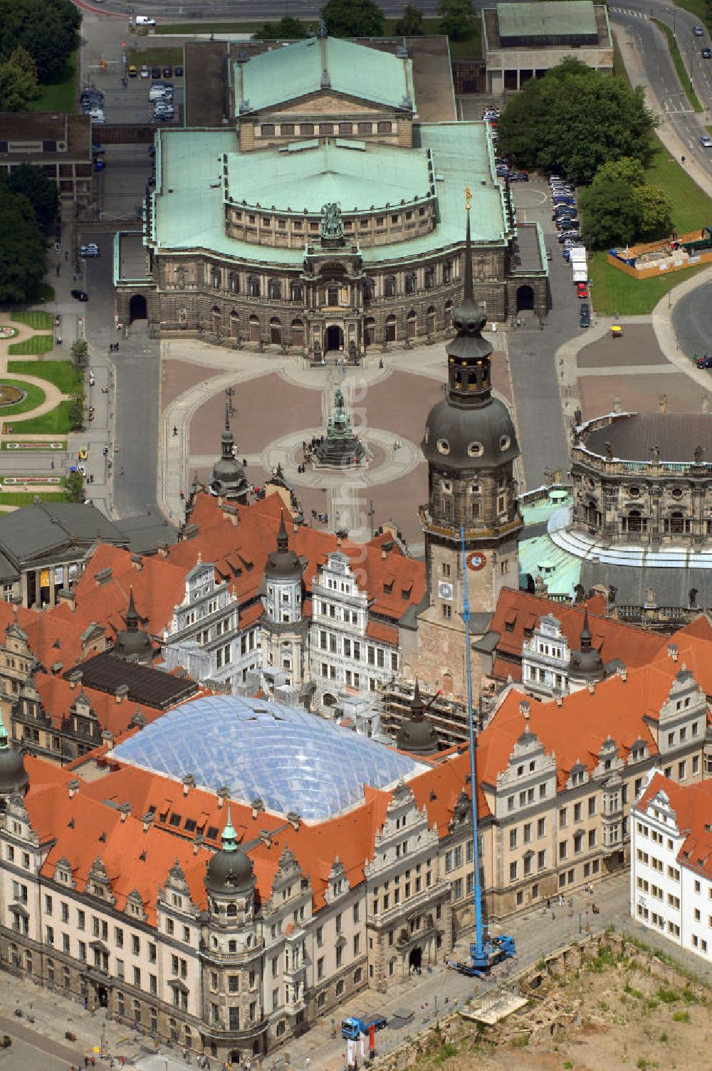 Dresden von oben - Blick auf das Dresdner Schloß in der Dresdner Altstadt