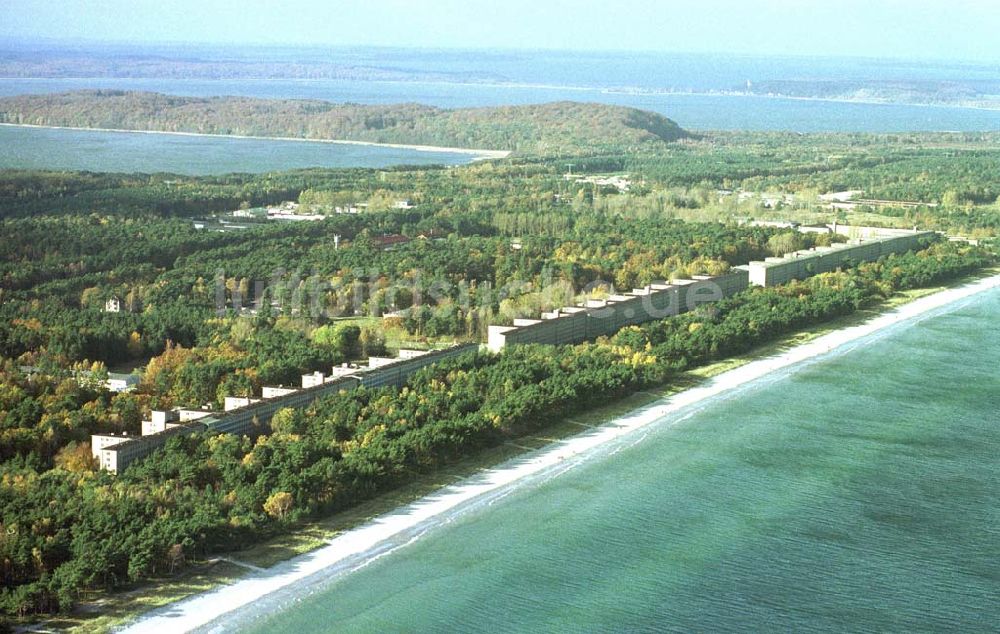 Prora / MV von oben - Blick auf die ehem. KDF-Bauten am Proraer Ostseestrand auf der Insel Rügen in Mecklenburg - Vorpommern.