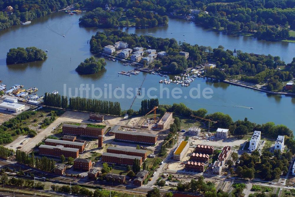 Luftbild Berlin - Blick auf die ehemalige Justizvollzugsanstalt JVA Rummelsburg und Wohnneubauten