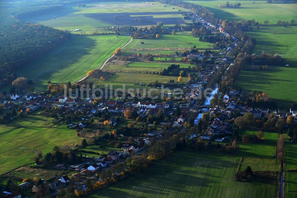Luftaufnahme Wandlitz - Blick auf einen Teil von Zerpenschleuse in Wandlitz im Bundesland Brandenburg