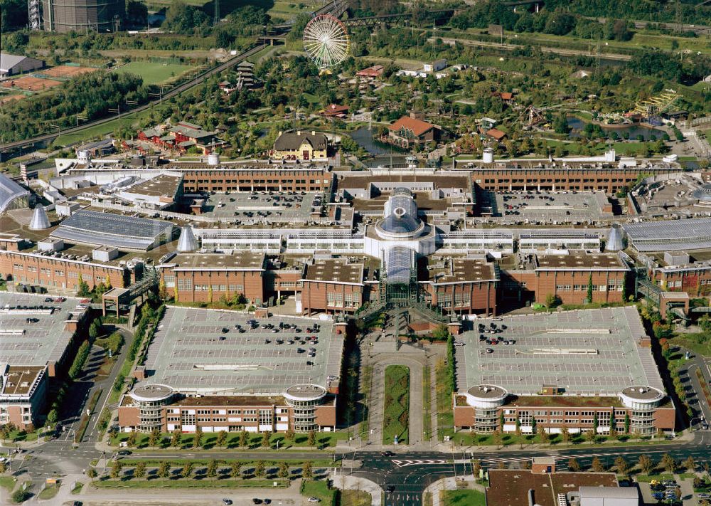 Oberhausen von oben - Blick auf das Einkaufs- und Eventcenter CentrO in Oberhausen