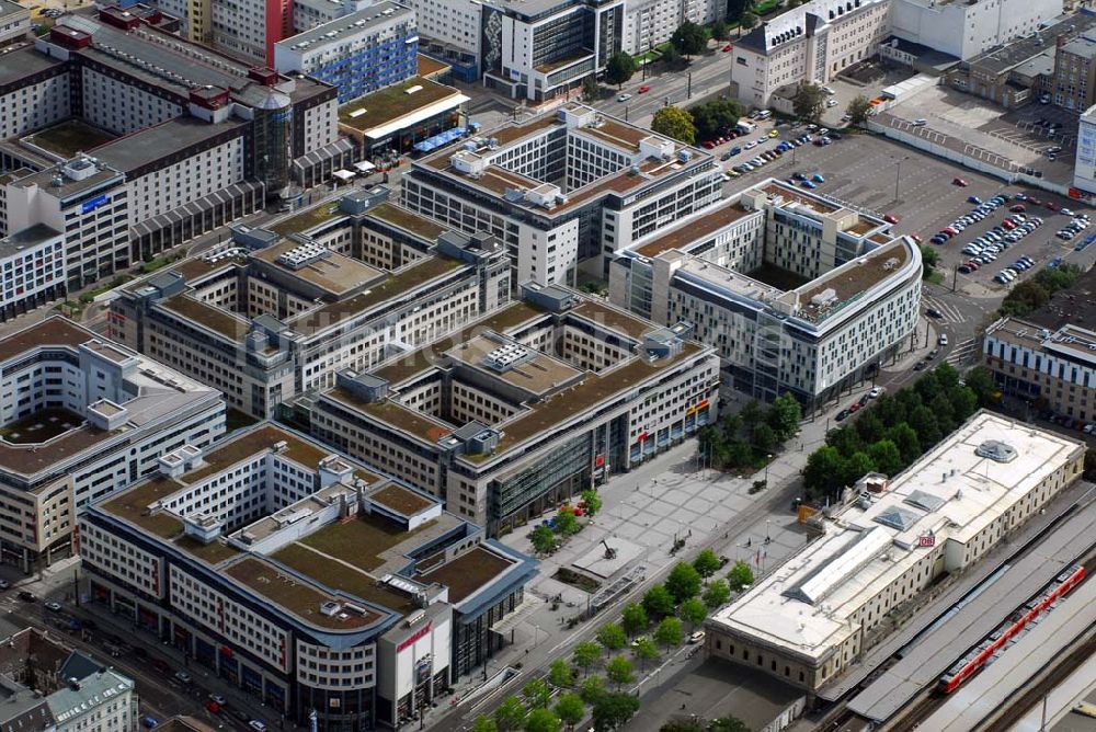 Magdeburg aus der Vogelperspektive: Blick auf das Einkaufszentrum City Carré in Magdeburg