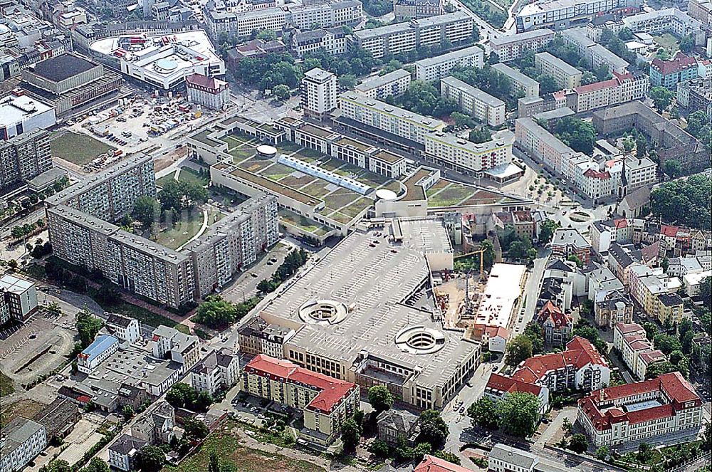 Gera / Thüringen von oben - Blick auf das Einkaufszentrum Gera Arcaden der mfi management für immobilien AG