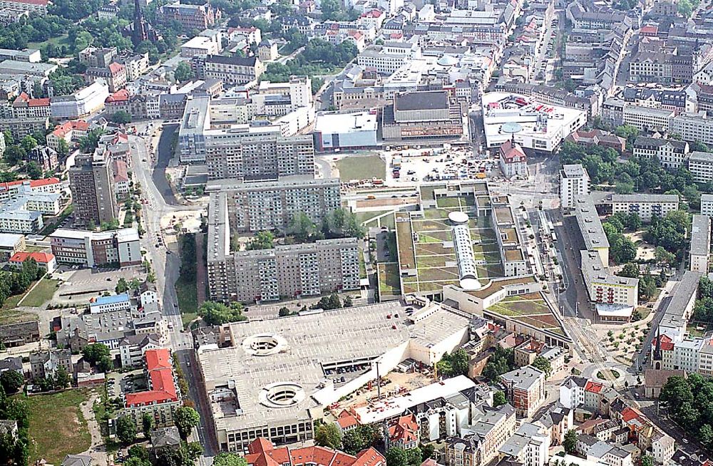 Gera / Thüringen aus der Vogelperspektive: Blick auf das Einkaufszentrum Gera Arcaden der mfi management für immobilien AG