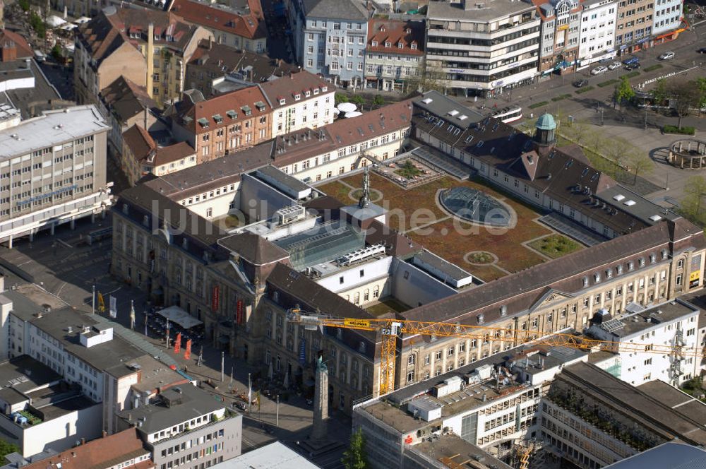 KARLSRUHE aus der Vogelperspektive: Blick auf das Einkaufszentrum Post Galerie in Karlsruhe