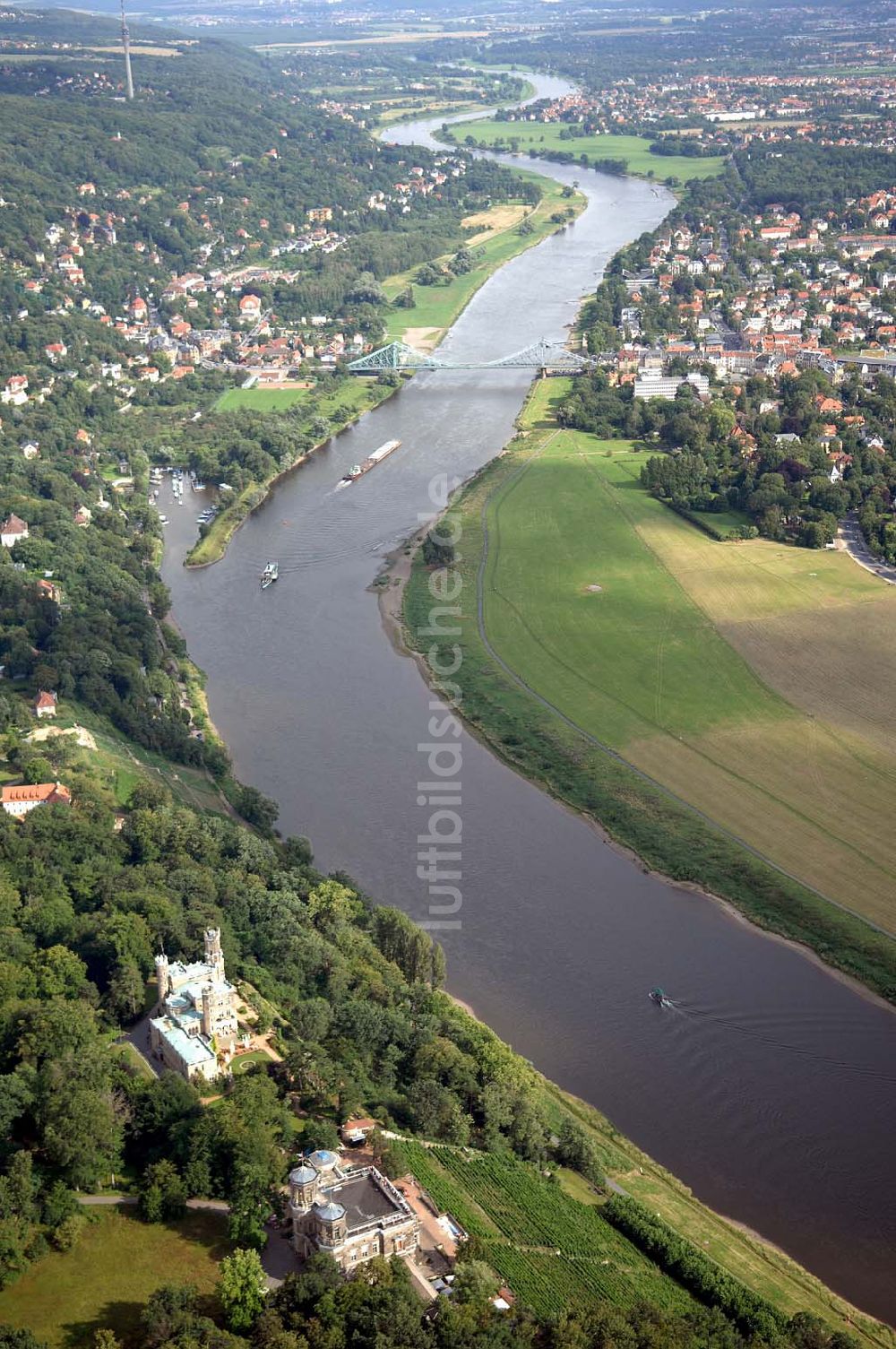 Dresden aus der Vogelperspektive: Blick auf die Elbe und das Blaue Wunder (Dresden)