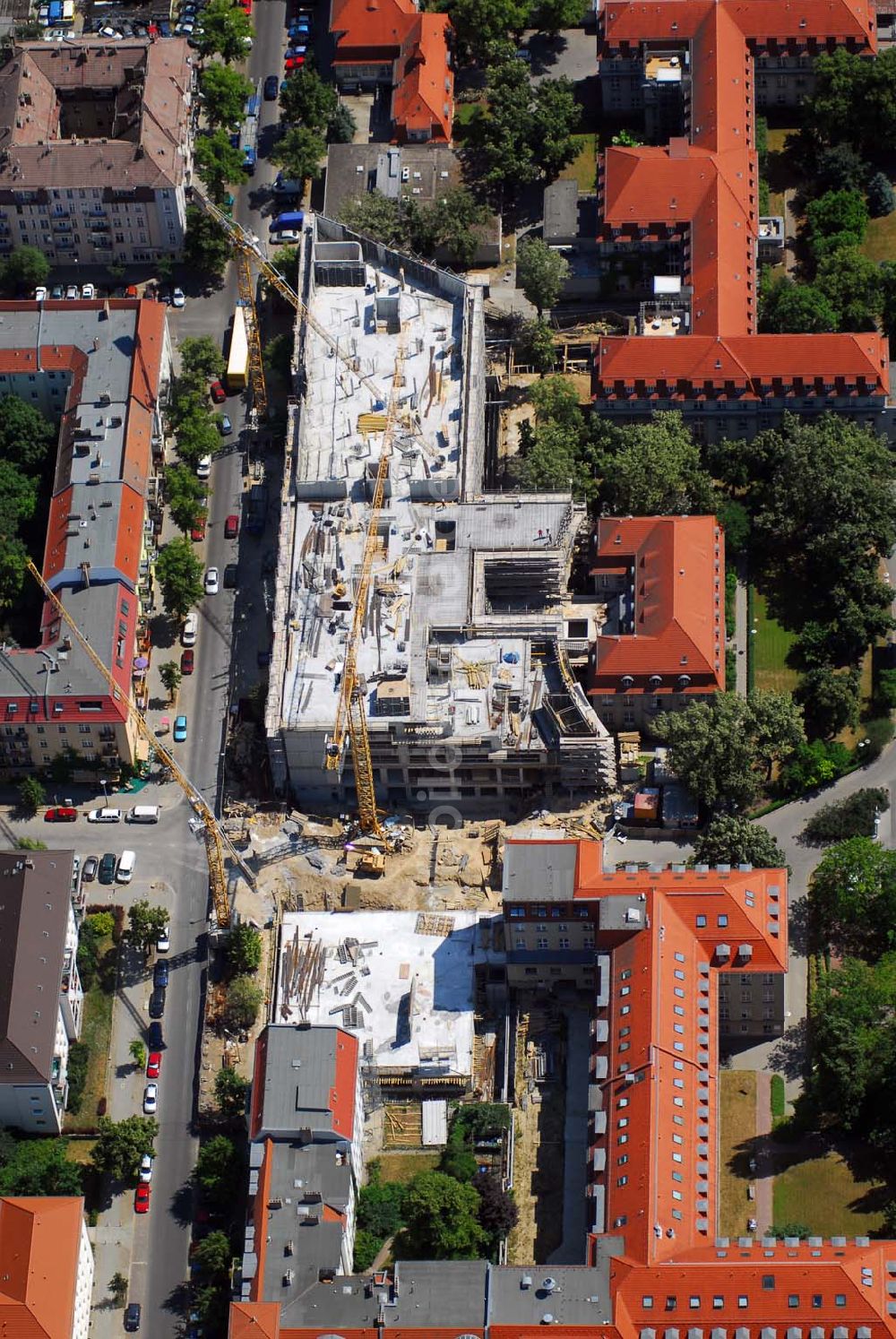 Luftaufnahme Berlin Lichtenberg - Blick auf den Erweiterungsbau am Krankenhaus Lichtenberg in der Fanningerstraße