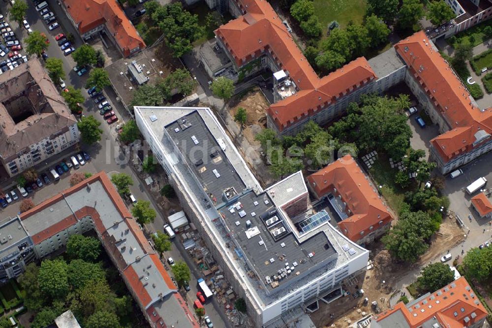 Berlin von oben - Blick auf den Erweiterungsbau am Krankenhaus Lichtenberg in der Fanningerstraße