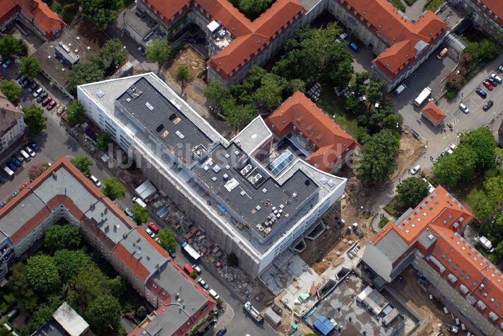 Berlin aus der Vogelperspektive: Blick auf den Erweiterungsbau am Krankenhaus Lichtenberg in der Fanningerstraße