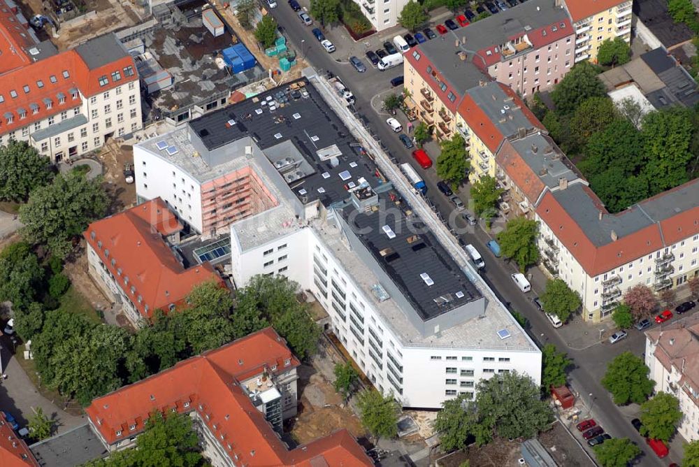 Berlin aus der Vogelperspektive: Blick auf den Erweiterungsbau am Krankenhaus Lichtenberg in der Fanningerstraße