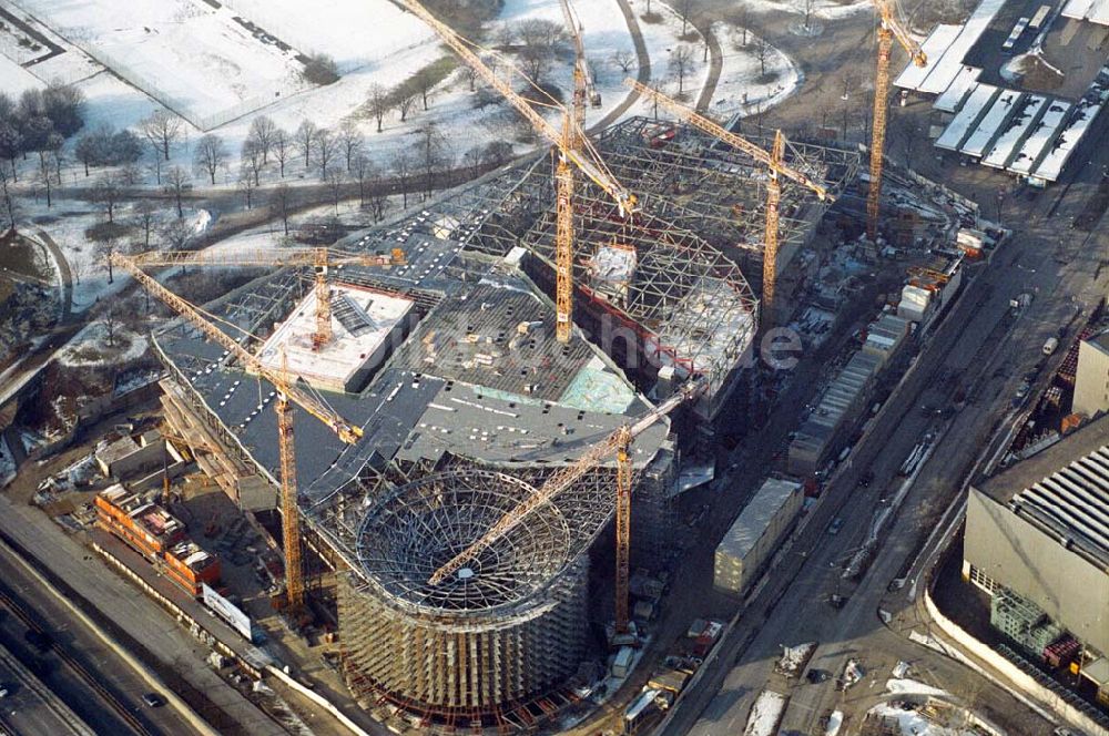 Luftaufnahme München / Bayern - Blick auf die Erweiterungsbaustelle der BMW Welt