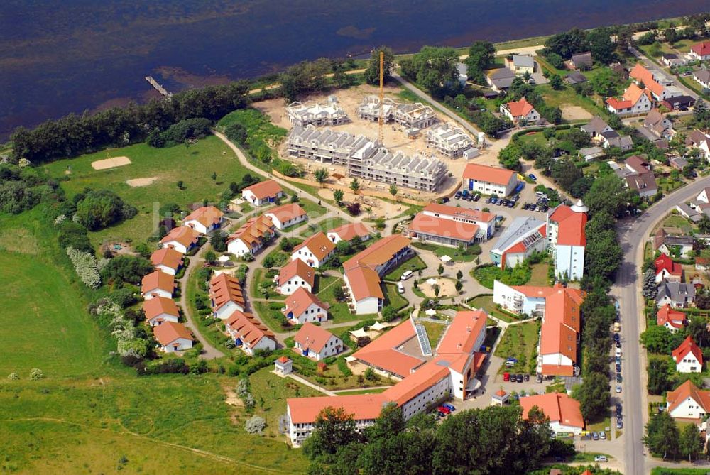 Rerik von oben - Blick auf die Erweiterungsbaustelle am Feriendorf der AWO-SANO GmbH