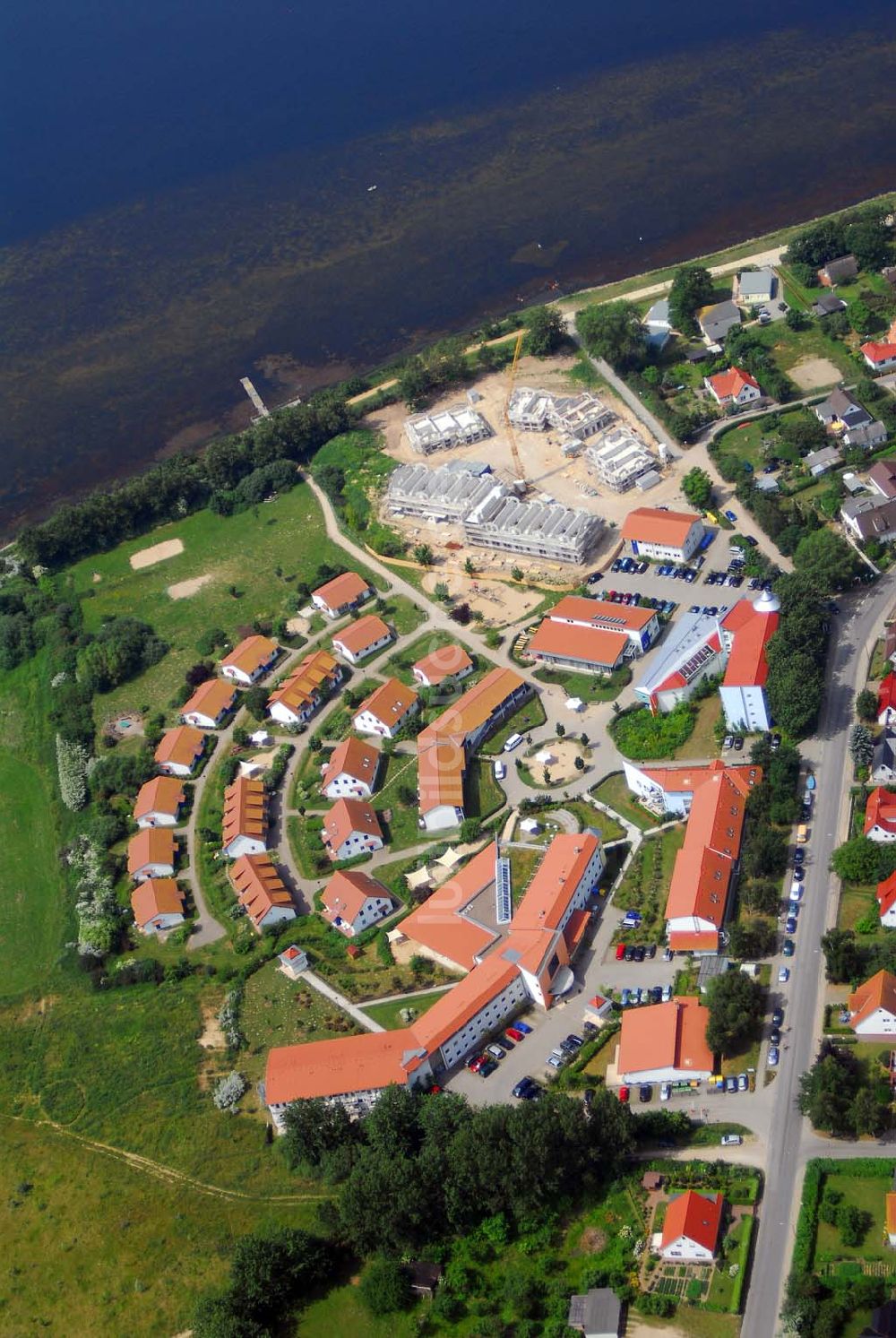 Luftaufnahme Rerik - Blick auf die Erweiterungsbaustelle am Feriendorf der AWO-SANO GmbH