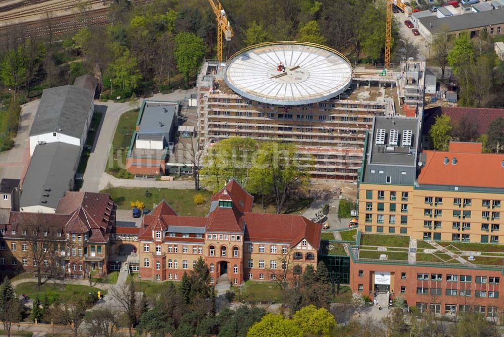 Luftbild Eberswalde - Blick auf die Erweiterungsbaustelle des Klinikum Barnim GmbH, Werner Forßmann Krankenhaus