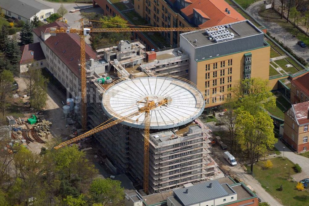 Eberswalde von oben - Blick auf die Erweiterungsbaustelle des Klinikum Barnim GmbH, Werner Forßmann Krankenhaus