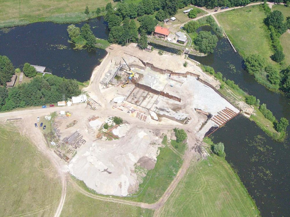 Luftbild Kossenblatt - Blick auf die Erweiterungsbaustelle der Schleuse Kossenblatt.