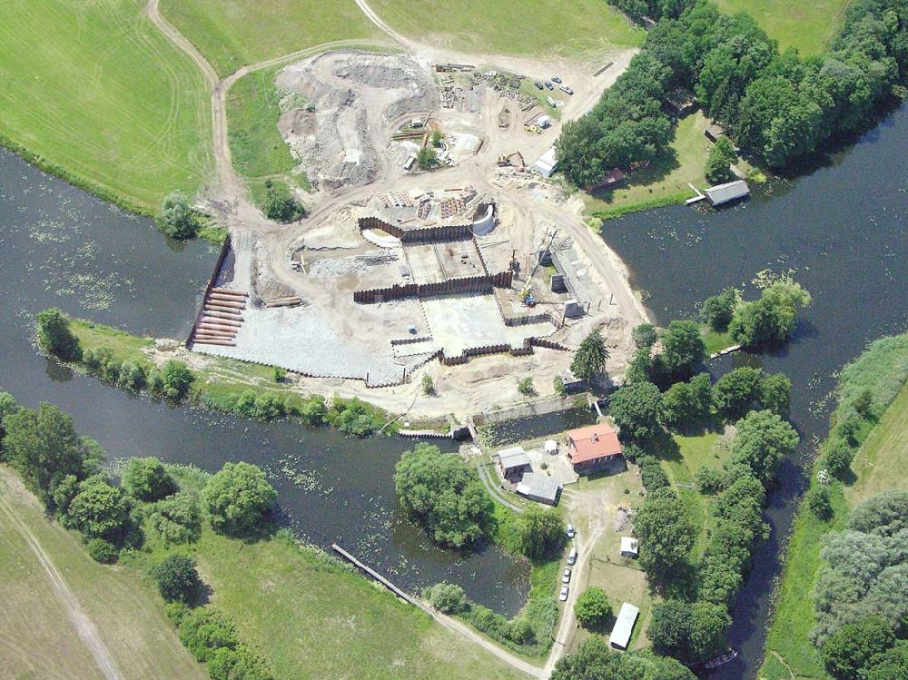 Luftbild Kossenblatt - Blick auf die Erweiterungsbaustelle der Schleuse Kossenblatt.