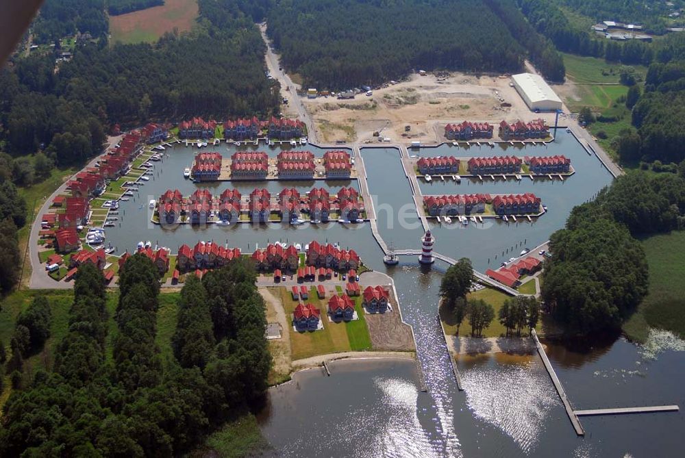 Rheinsberg aus der Vogelperspektive: Blick auf das fast fertige Hafendorf Rheinsberg