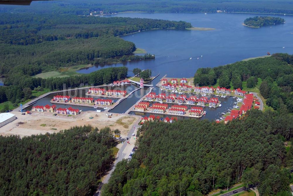 Rheinsberg von oben - Blick auf das fast fertige Hafendorf Rheinsberg