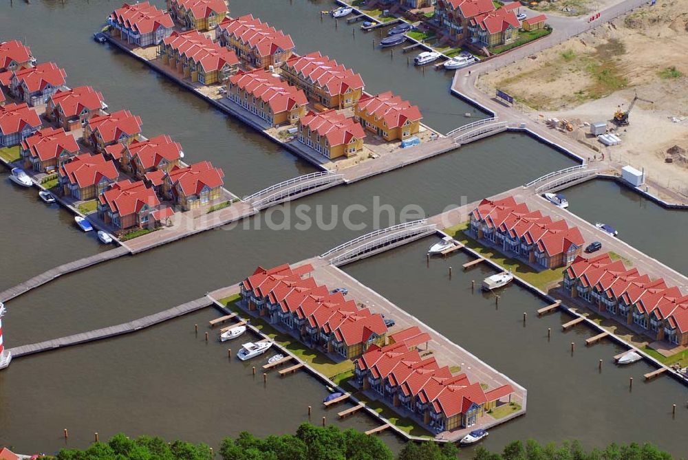 Luftbild Rheinsberg - Blick auf das fast fertige Hafendorf Rheinsberg