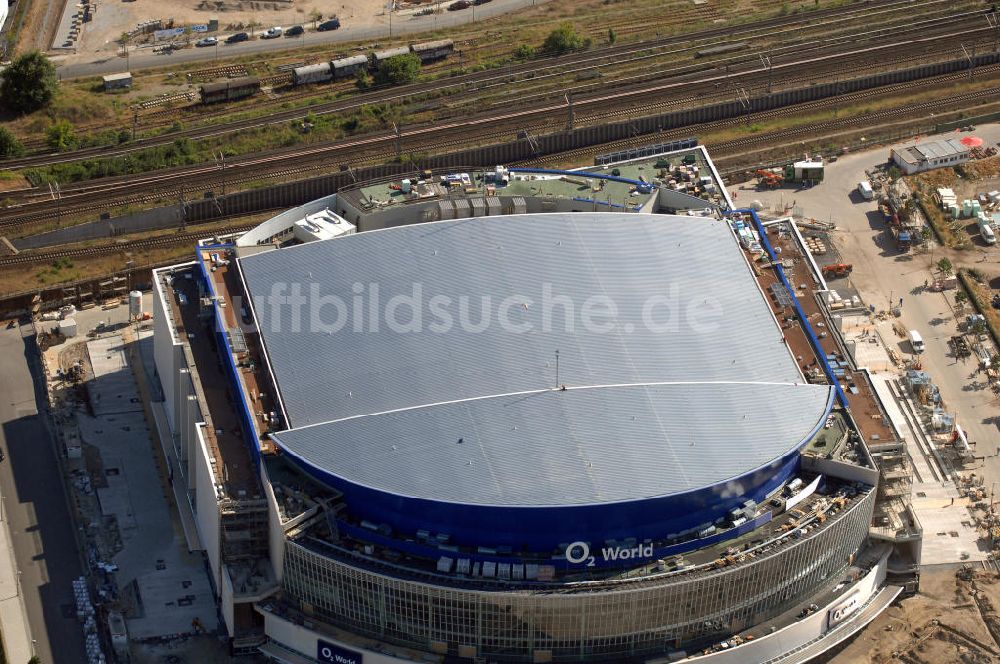 Luftaufnahme Berlin Friedrichshain - Blick auf die fast fertige O2 World in Berlin