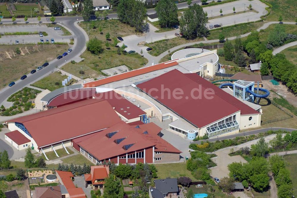 Luftaufnahme Luckenwalde - Blick auf die Flämingtherme in Luckenwalde