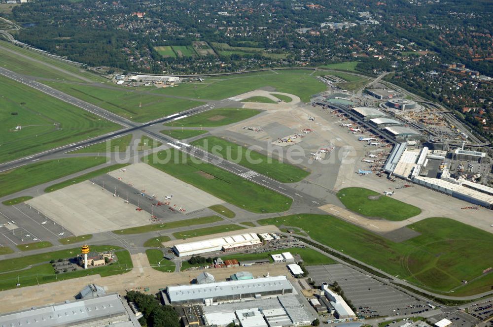 Hamburg aus der Vogelperspektive: Blick auf den Flughafen Hamburg