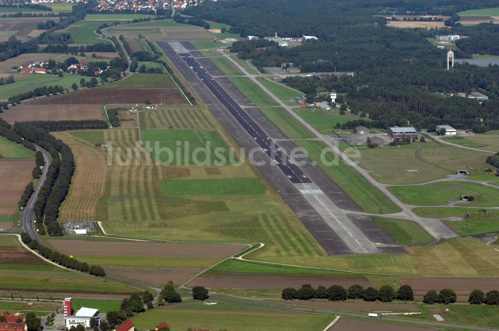 Manching von oben - Blick auf den Flughafen Manching